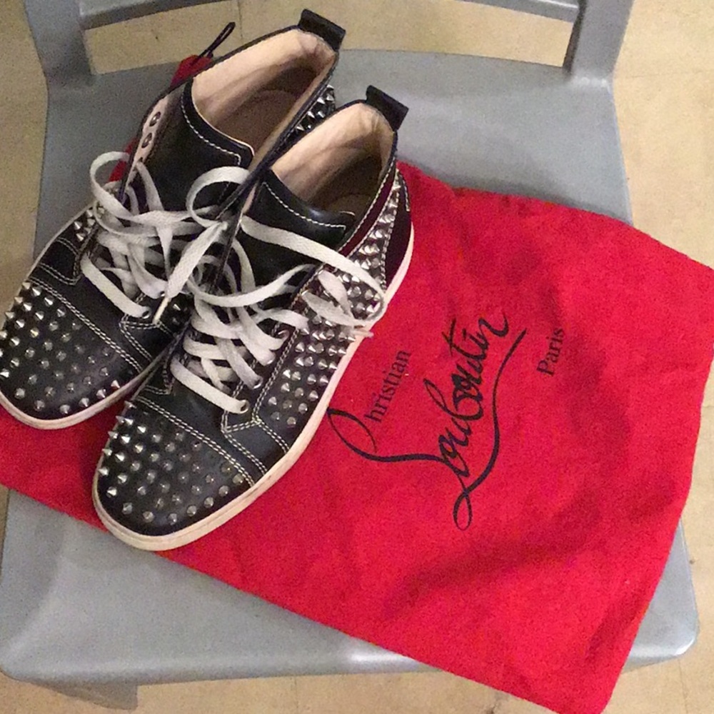 🔥🔥🔥🔥 Loub Sneakers !!!!!! Euro 38 Flat Spike